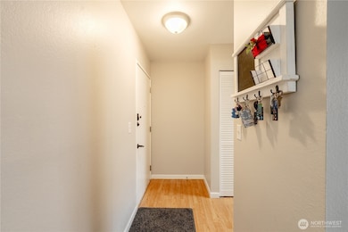 323 75th St SE unit A14, Everett, WA 98203 - photo 4
