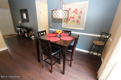 Dining Area (2)