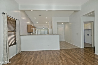 10809 W Cambridge Ave, Avondale, AZ 85392 - photo 5