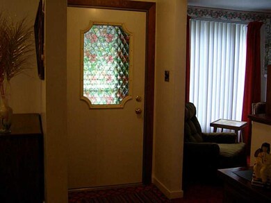 Entry/Foyer. Decorative Glass Front door
