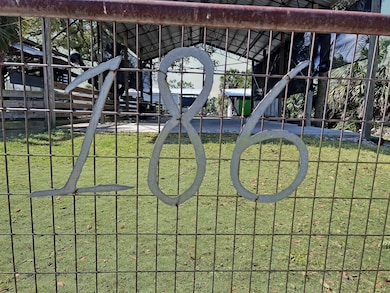 186 Ling St, Port St. Joe, FL 32456 - photo 3