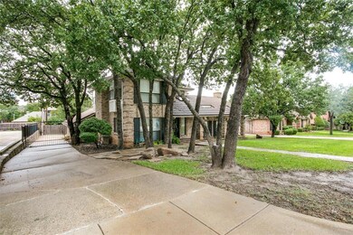 3125 Oakdale Dr, Hurst, TX 76054 - photo 2