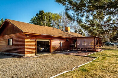 Big Garage & Deck