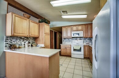 KITCHEN01