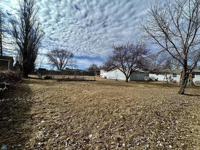 1201 2nd St