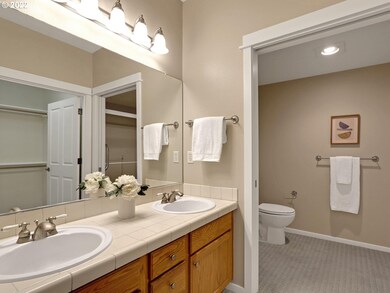 7103 NE Rocky Brook St unit 60, Hillsboro, OR 97124 - photo 5