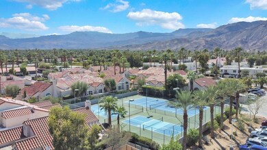 45394 Lupine Ln, Palm Desert, CA 92260 - photo 2