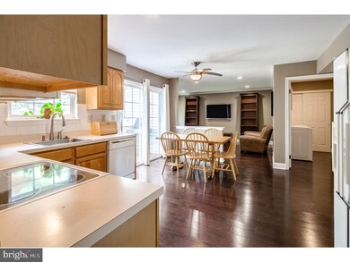 4175 Miladies Ln, Doylestown, PA 18902 - photo 5