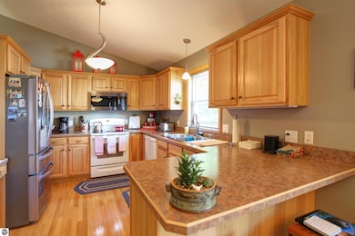 2111 Seaview Dr, Traverse City, MI 49686 - photo 6