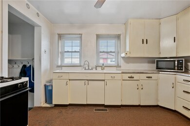 1212 Covert St, Aliquippa, PA 15001 - photo 6