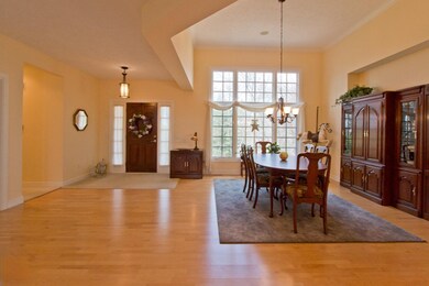 007 dining room - IMG_8161