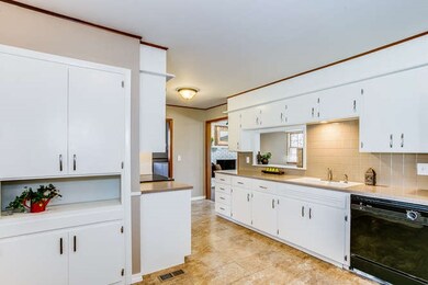 Completely Remodeled Large Kitchen