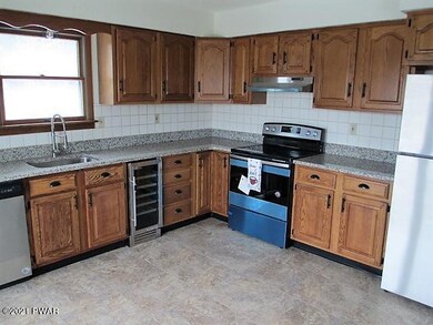 700 Stock Farm Rd, Lake Ariel, PA 18436 - photo 5