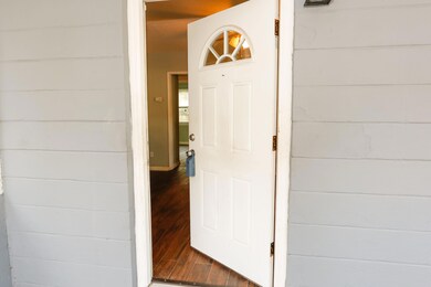 9718 Tiffany Ave, Jacksonville, FL 32246 - photo 4