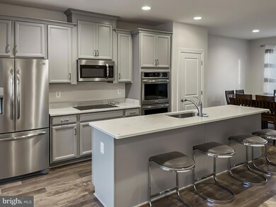 10525 Hinton Way, Manassas, VA 20112 - photo 2