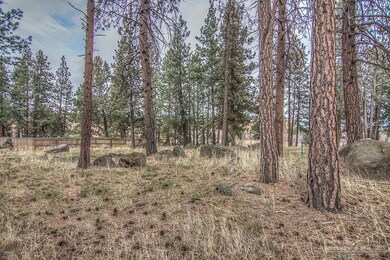61697 Cedarwood Rd, Bend, OR 97702 - photo 3