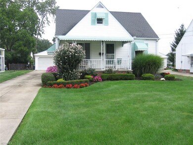 30101 Frank Dr, Wickliffe, OH 44092 - photo 2