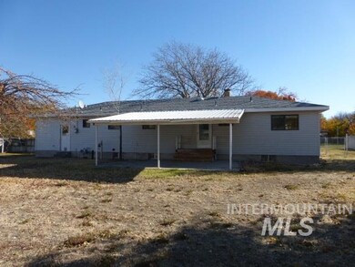 823 Rose St N, Twin Falls, ID 83301 - photo 4