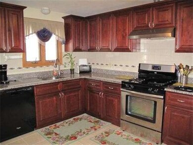 52 Adelaide St, Randolph, MA 02368 - photo 3