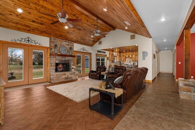 270 Pr 5061, Carthage, TX 75633 - photo 6