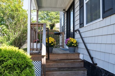 28 Mink Rd, Providence, RI 02908 - photo 2