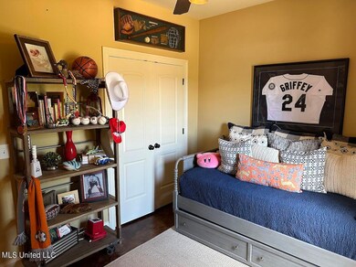 Bedroom 1-2