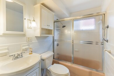 230 Washington St unit B, Marblehead, MA 01945 - photo 6