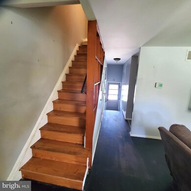 1014 Middleborough Rd, Essex, MD 21221 - photo 4