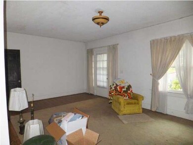 224 Lakeview Dr, Rossville, GA 30741 - photo 4