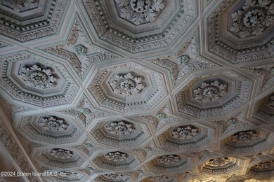 6136 Amboy Rd, Staten Island, NY 10309 - photo 6