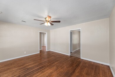 1512 Tobola St, Rosenberg, TX 77471 - photo 7