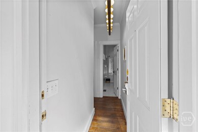 522 E Jones St, Savannah, GA 31401 - photo 3