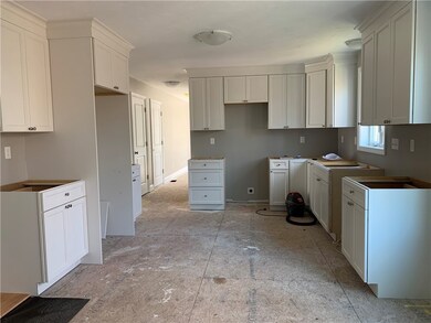 47 Liane Dr, Woonsocket, RI 02895 - photo 4