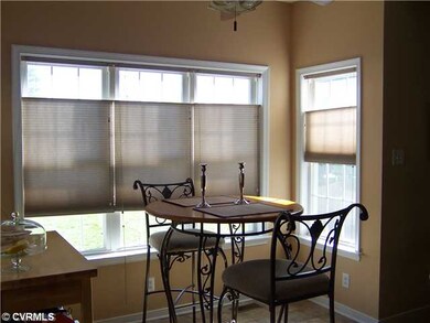 Breakfast Nook - Notice the custom 