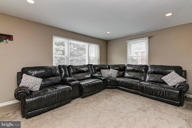 113 Walnut Hill Ln, Havertown, PA 19083 - photo 5