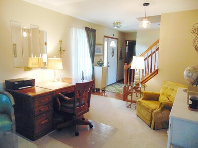 Living Room to Entry