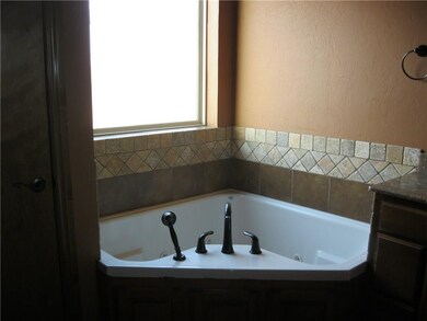 11575 N 2020 Rd, Elk City, OK 73644 - photo 6