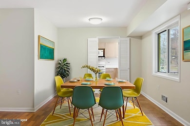 10643 Weymouth St unit 101, Bethesda, MD 20814 - photo 6