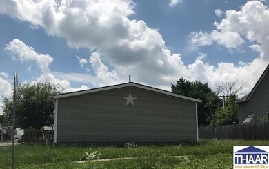 389 B St NE, Linton, IN 47441 - photo 3