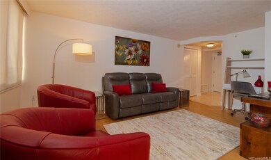 Windsor Condos unit 1404, Honolulu, HI 96815 - photo 2