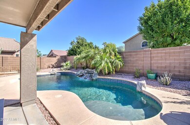 2437 S Joslyn-6