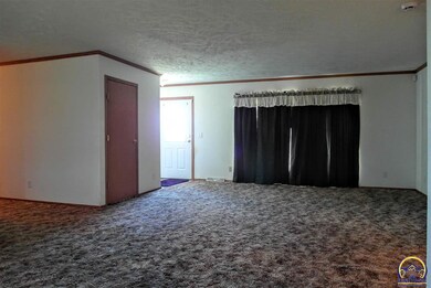 6710 NW Nickell Rd, Topeka, KS 66618 - photo 5