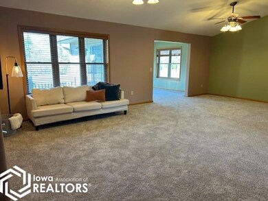 798 B Wilson St unit B, Traer, IA 50675 - photo 3