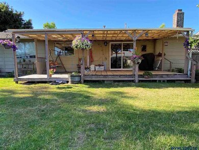 1374 Lockhaven Dr NE, Keizer, OR 97303 - photo 3