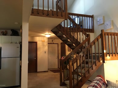 7213 Onawa Ct unit B2, Cresco, PA 18326 - photo 5