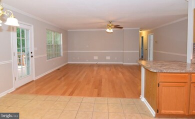 6409 Forest Grove Dr, Fredericksburg, VA 22407 - photo 6