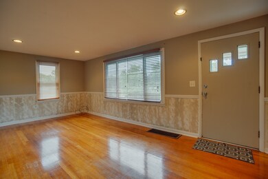 5118 E Fergie Rd, Bloomfield, IN 47424 - photo 7