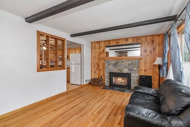 87 Farrington Pkwy, Burlington, VT 05408 - photo 3