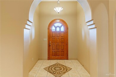 917 E Dorothy Cir, Pharr, TX 78577 - photo 3