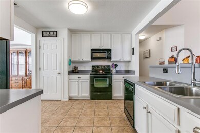 2813 Arabian Ave, Denton, TX 76210 - photo 6